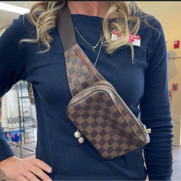 Authentic Louis Vuitton Damier Ebene Geronimos in LIKE NEW CONDITION W/DUSTBAG - Picture 3 of 14